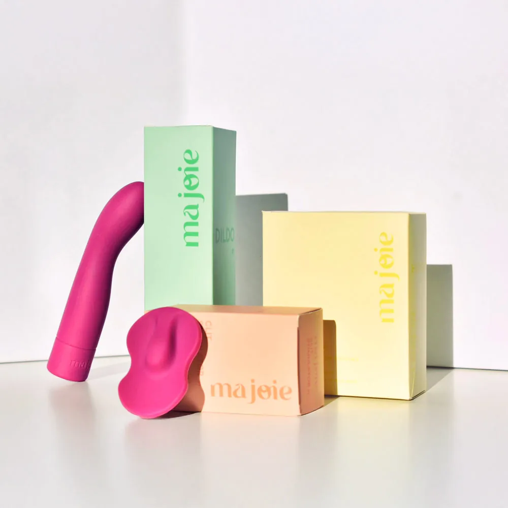 Ma Joie magnetic harness with G-spot dildo or clit stimulator (lace briefs, magnetic, s to xl), from our strap-on picks